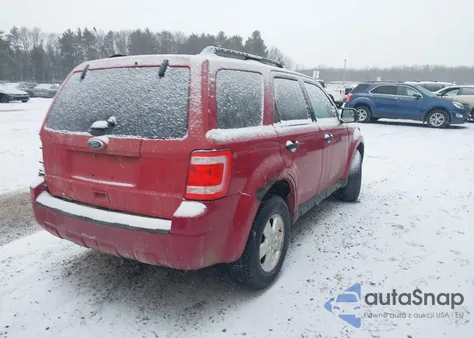 2011 Ford Escape Xlt z USA, uszkodzony, nr VIN 1FMCU9D72BKC05271